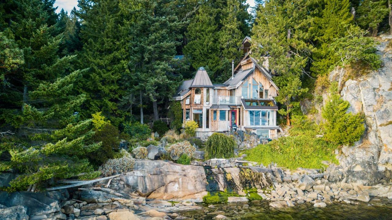 Serenity By The Sea Retreats Montague Harbour Экстерьер фото